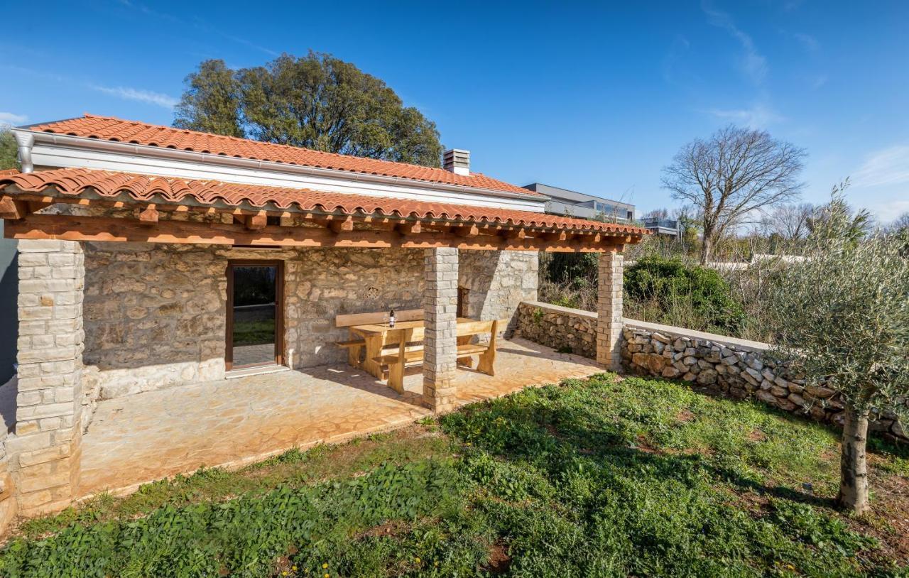 Villa Borealis Raša Exterior foto
